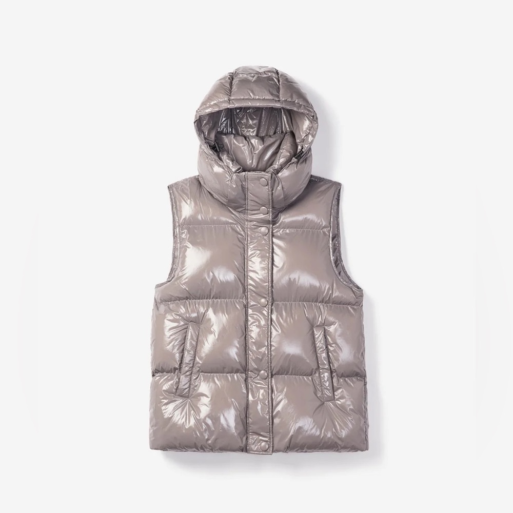 Size M New
This jacket will shield you from conditions up to -5°C/23